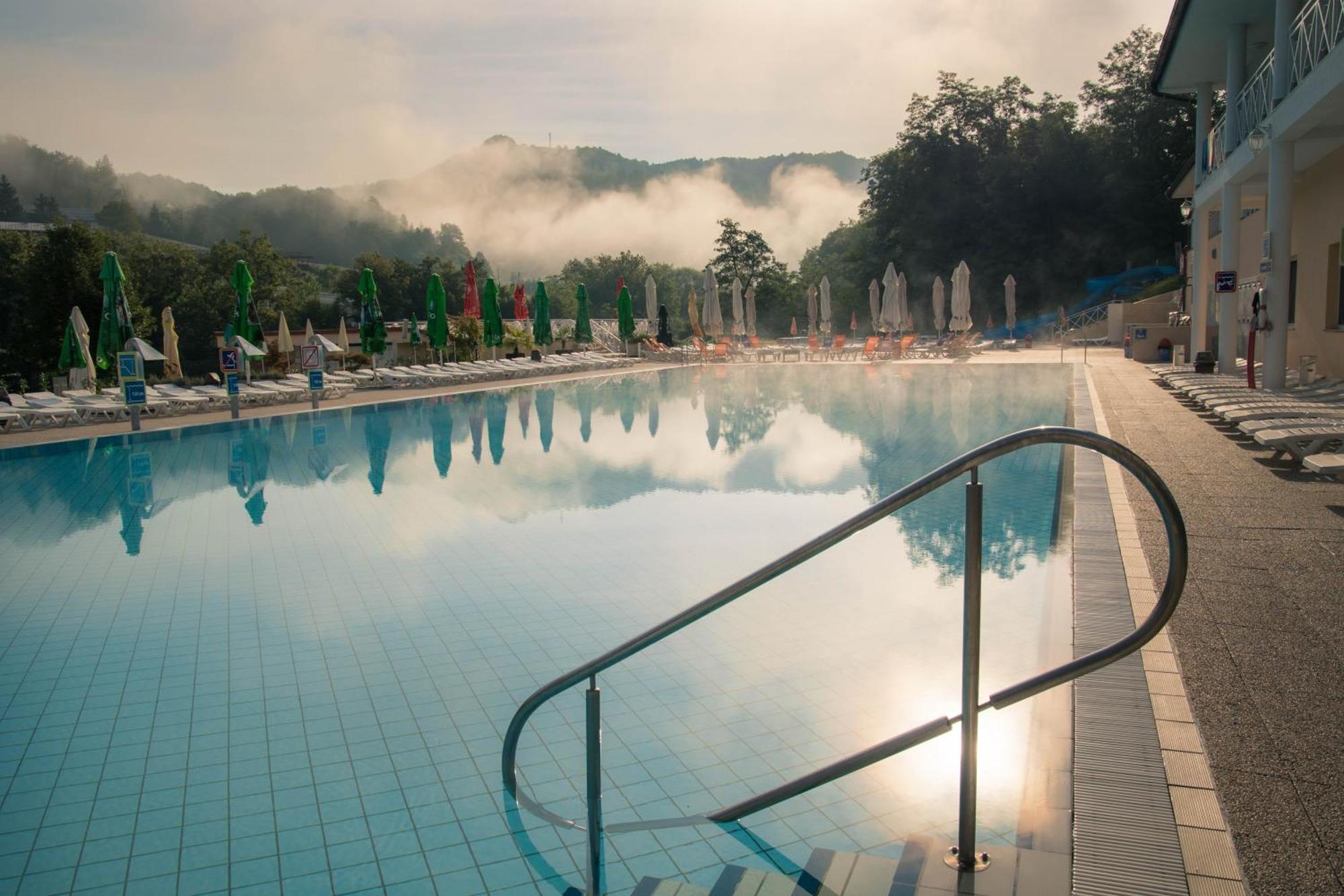 Hotel Aqua Roma Rimske Toplice Exterior photo