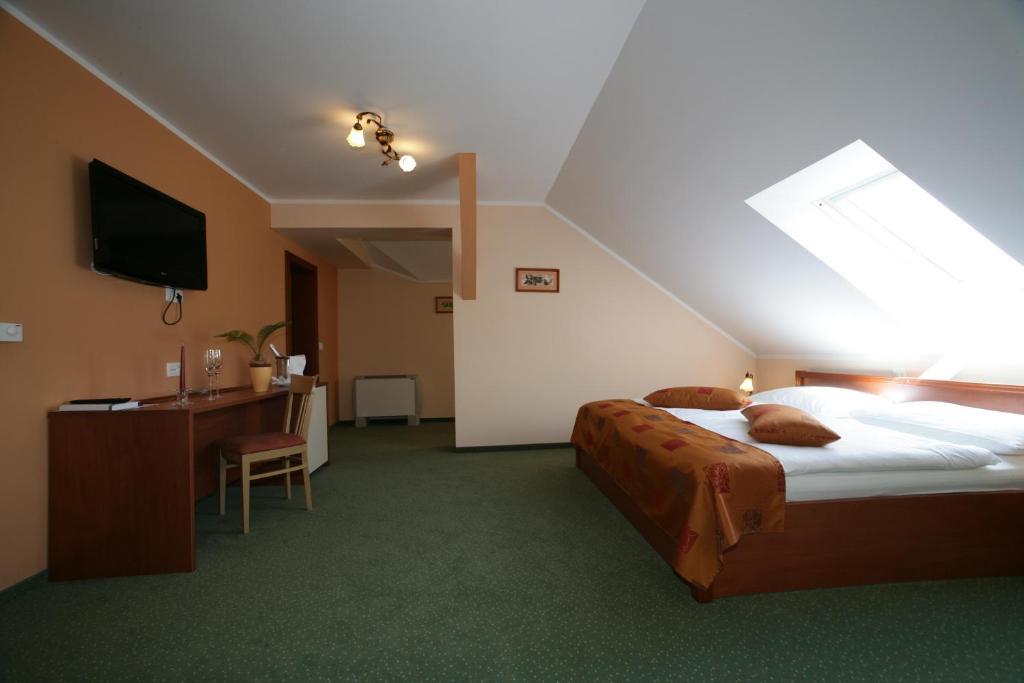 Hotel Aqua Roma Rimske Toplice Room photo